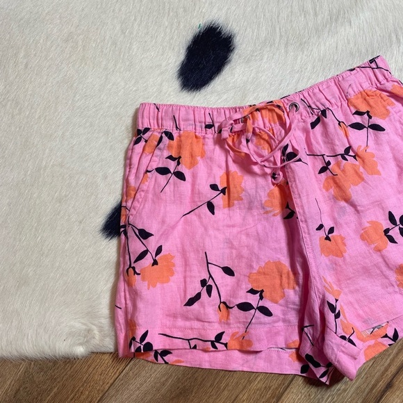 Cynthia Rowley women's linen shorts with a floral print - Picture 3 of 8